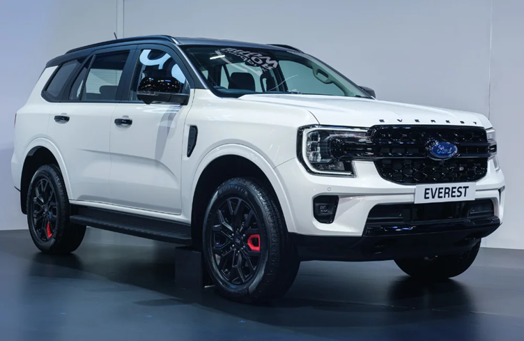 รถครอบครัว 7 ที่นั่ง Ford Everest